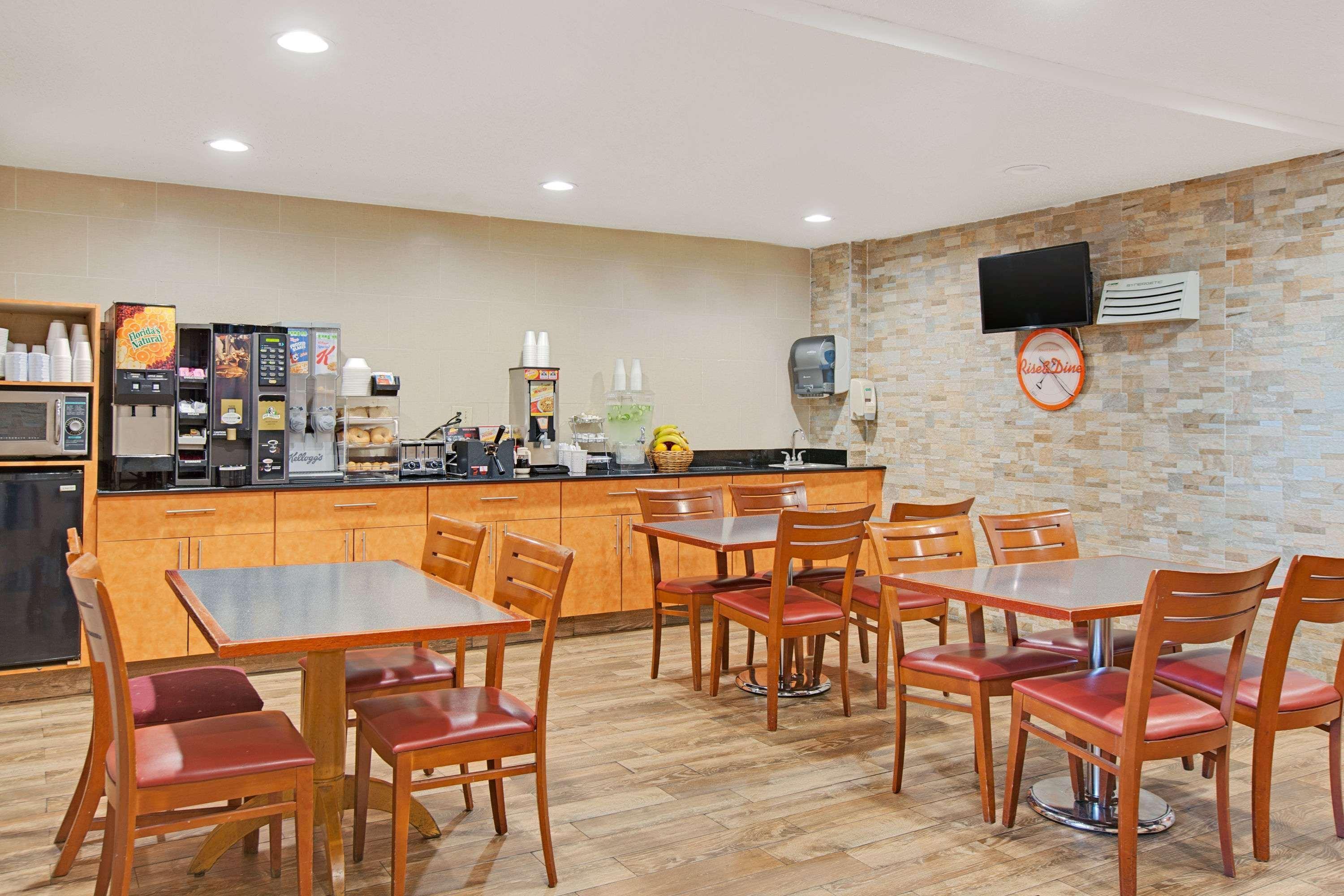 Quality Inn Jfk Airport Rockaway Blvd نيو يورك المظهر الخارجي الصورة